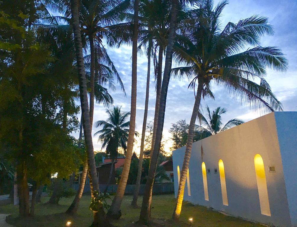 Sense Of Yanui Villa Nai Harn Buitenkant foto